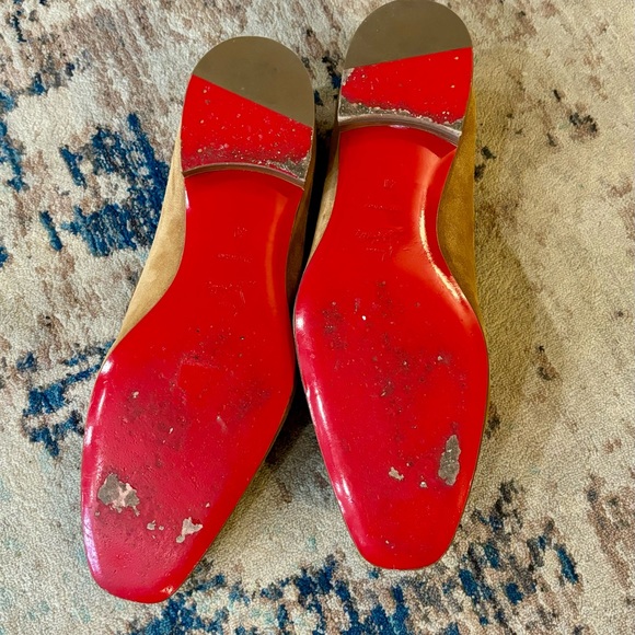 Christian Louboutin Dandelion Flat in Cinnamon, Size 41. - Picture 3 of 8